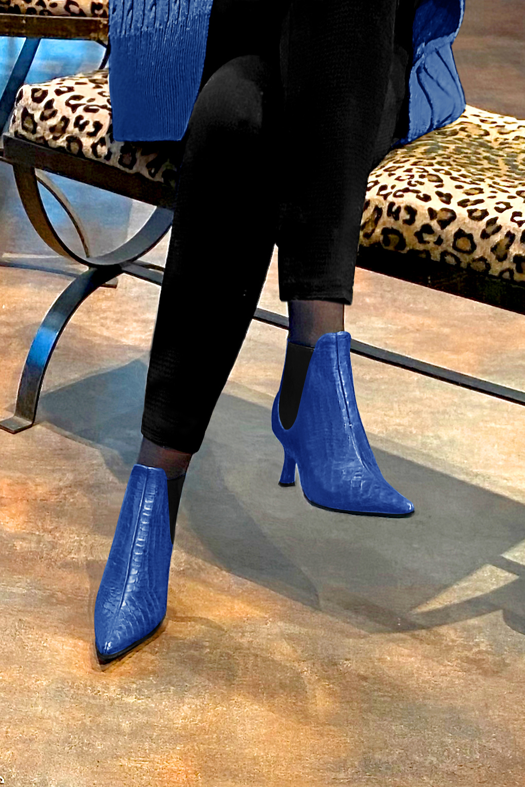 Electric blue and matt black women's ankle boots, with elastics. Pointed toe. Medium spool heels. Worn view - Florence KOOIJMAN